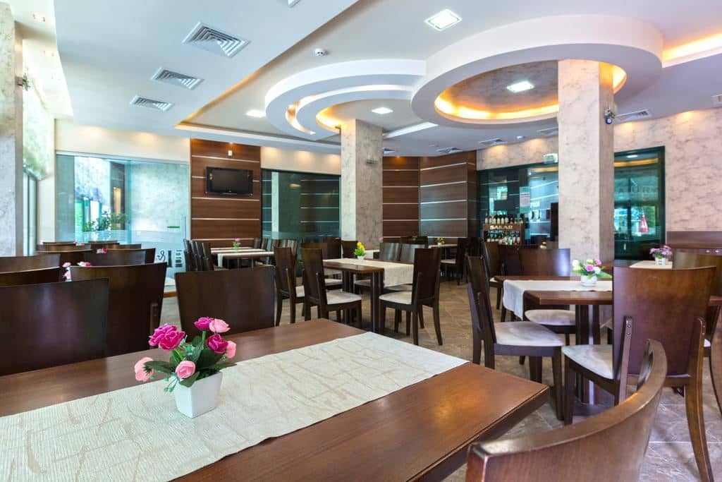 restaurants-restaurants