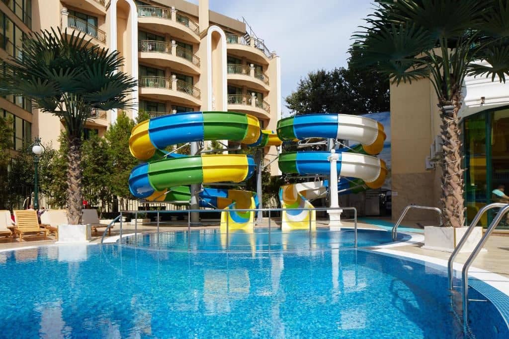 water-park-water-park