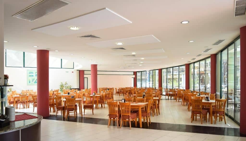 restaurants-restaurants