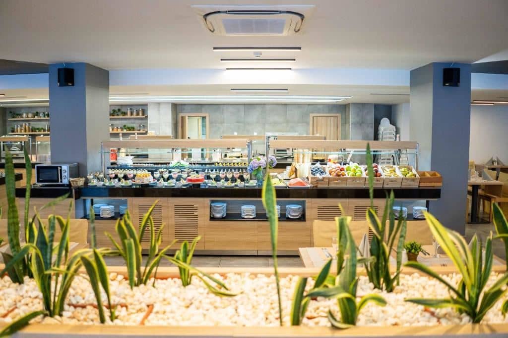 restaurants-restaurants