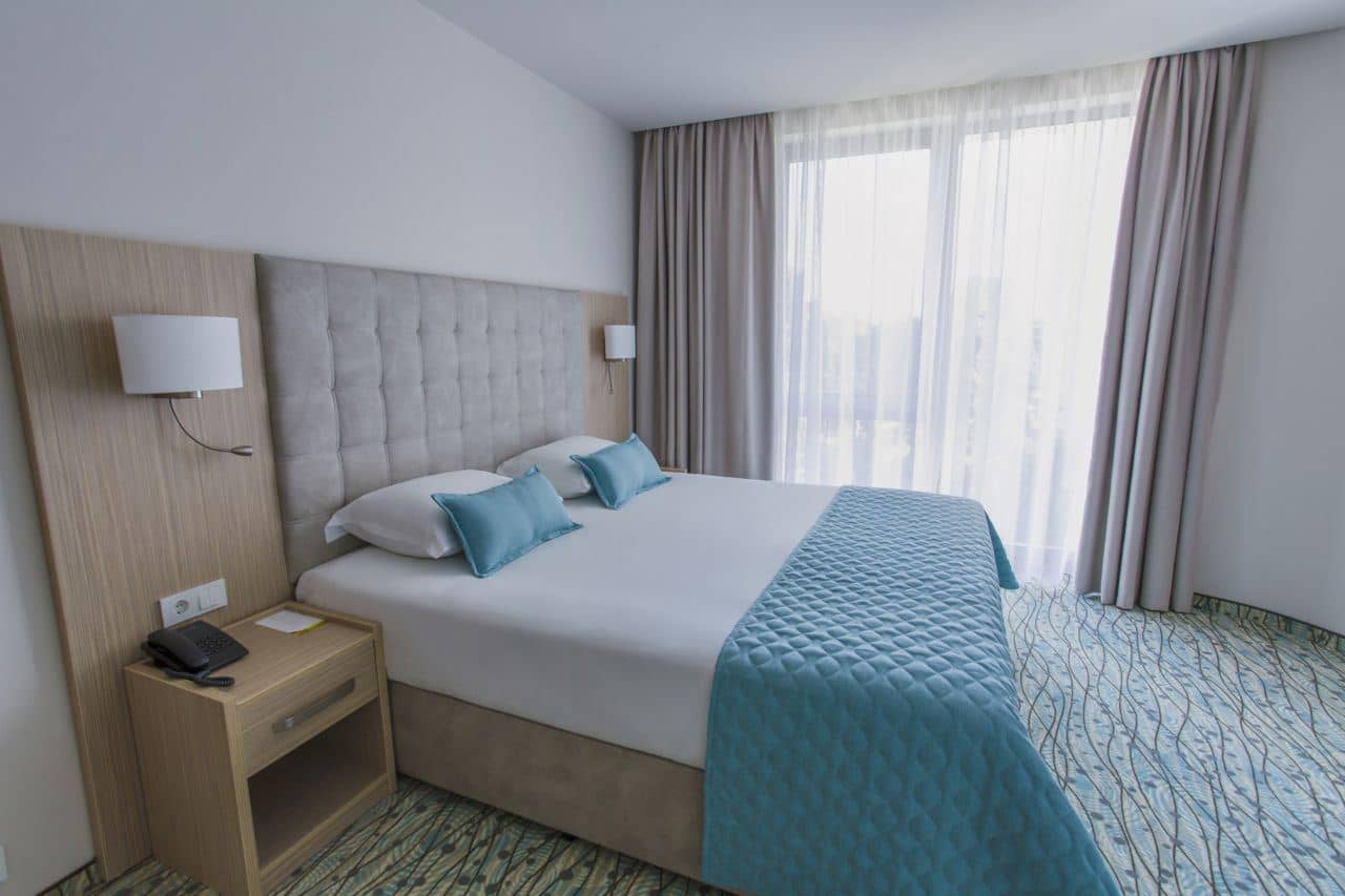 rooms-standard-family-room-balcony-or-terrace