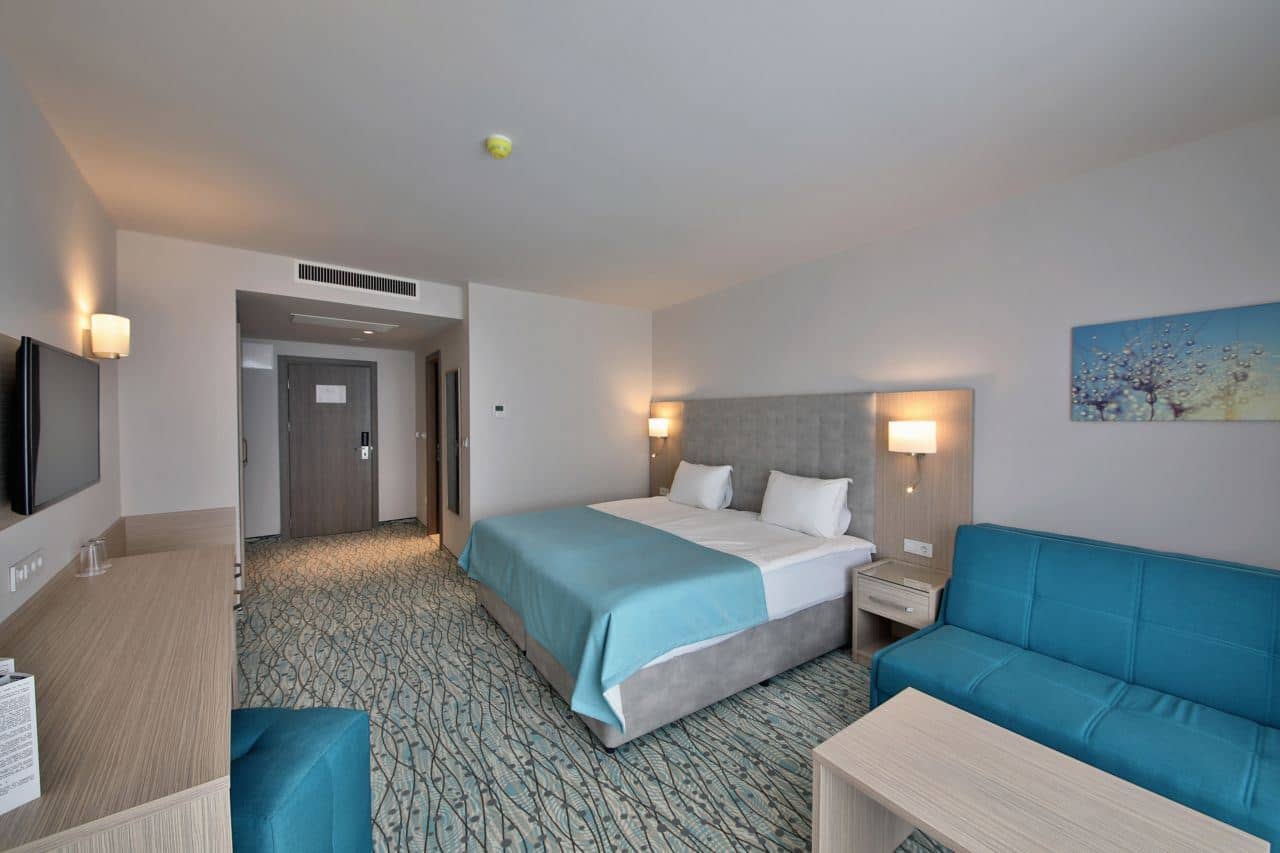 rooms-standard-room-balcony-or-terrace