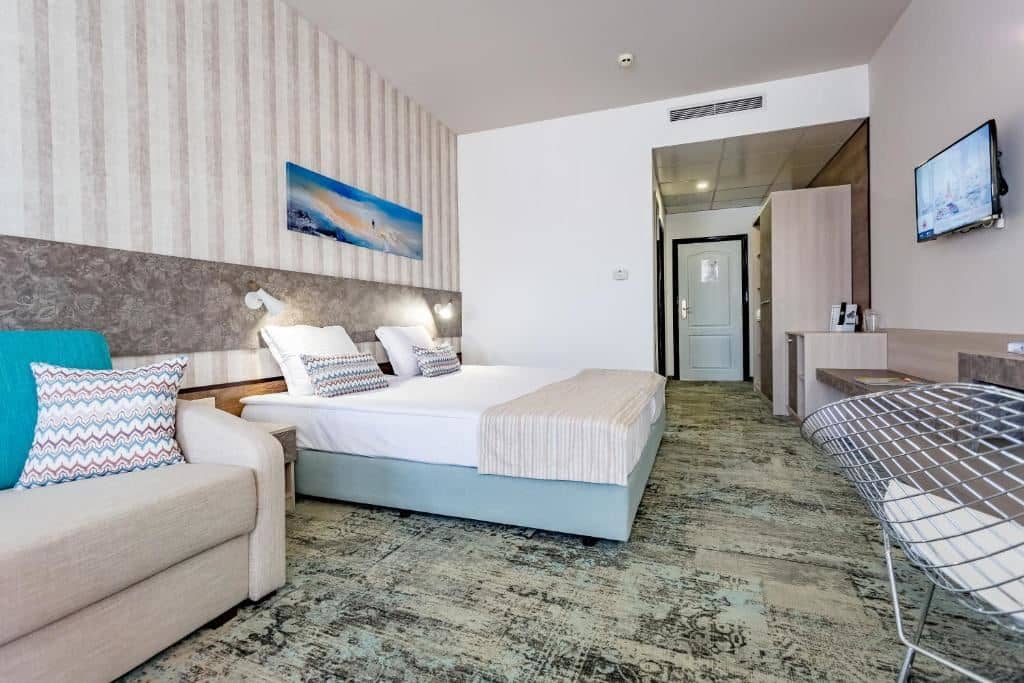 rooms-standard-juniorsuite-park-view-balcony-or-terrace