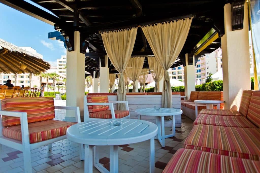 bars-pool-bar