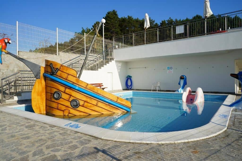 pools-pools