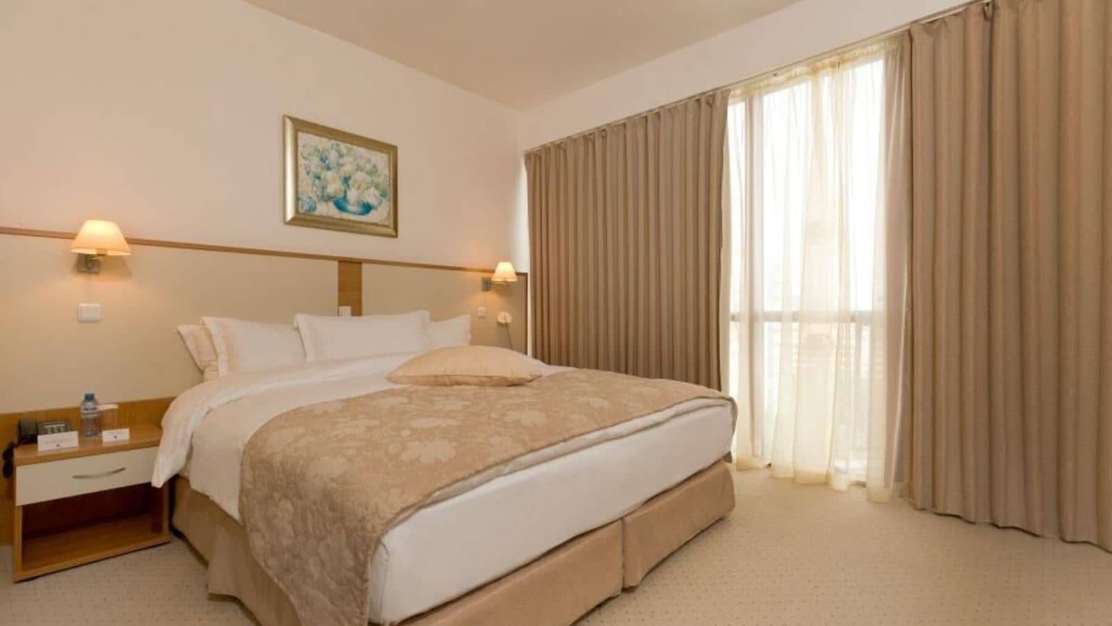 rooms-two-bedroom-suite-sea-view