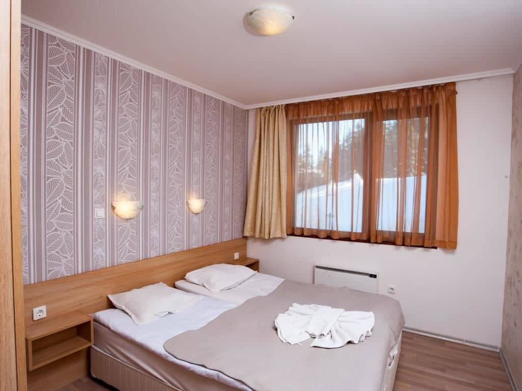 rooms-annex-room