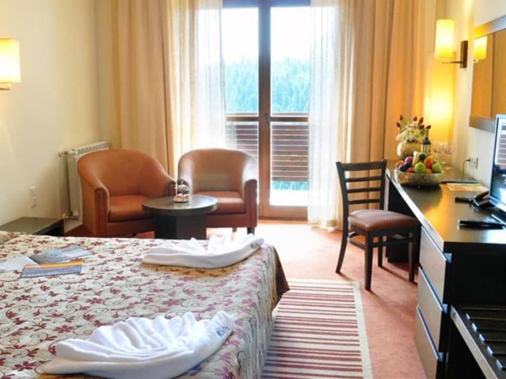 rooms-standard-room