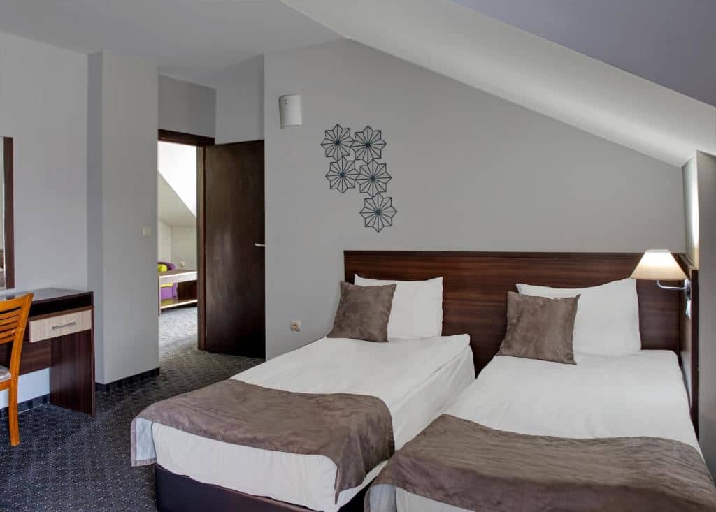 rooms-standard-suite