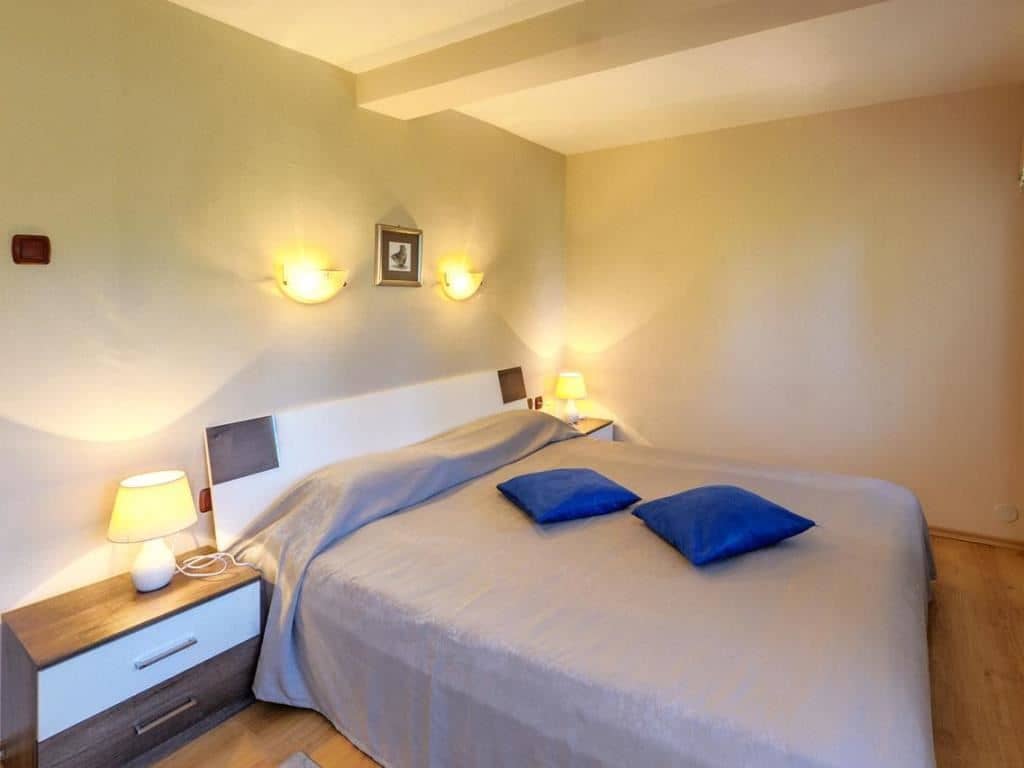 rooms-standard-suite