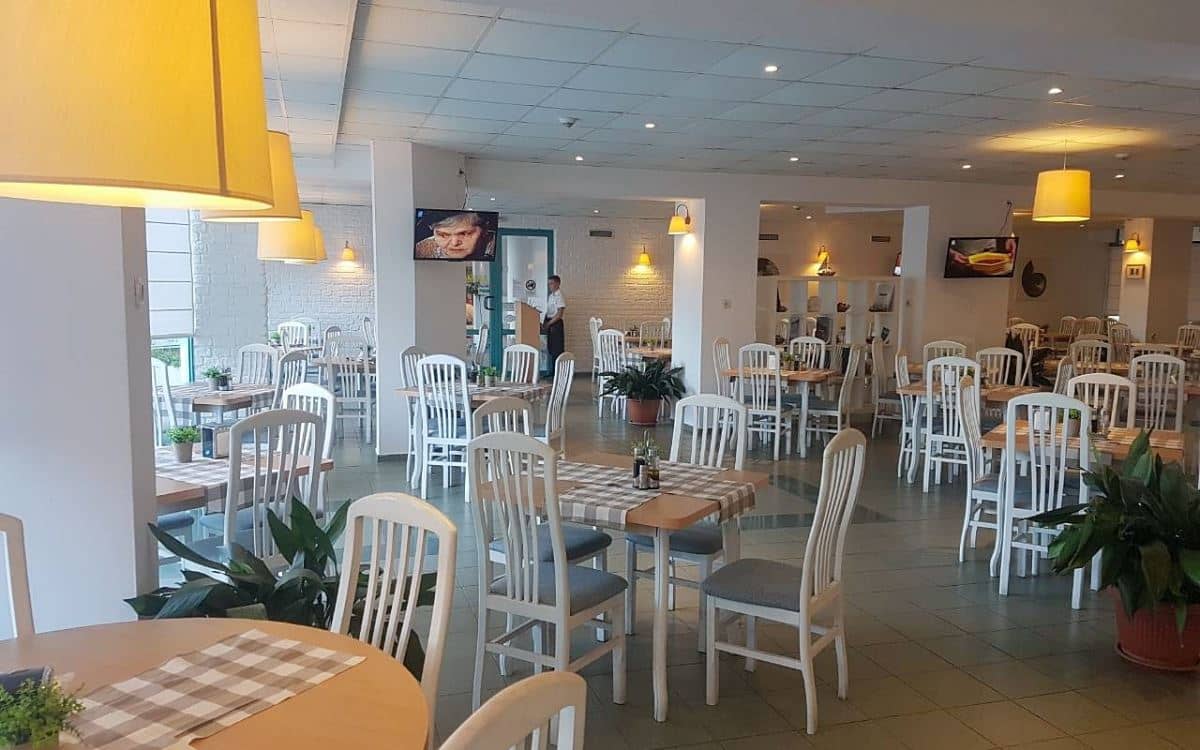 restaurants-restaurants