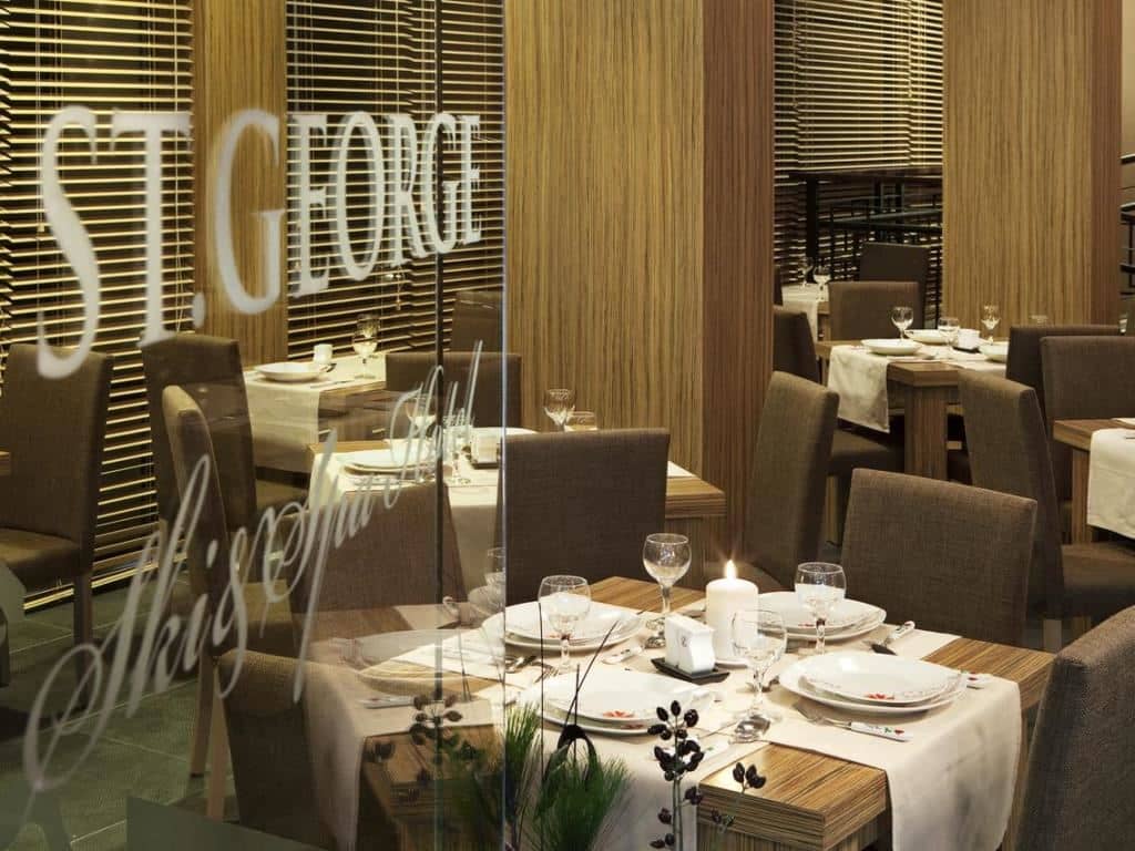 restaurants-restaurant