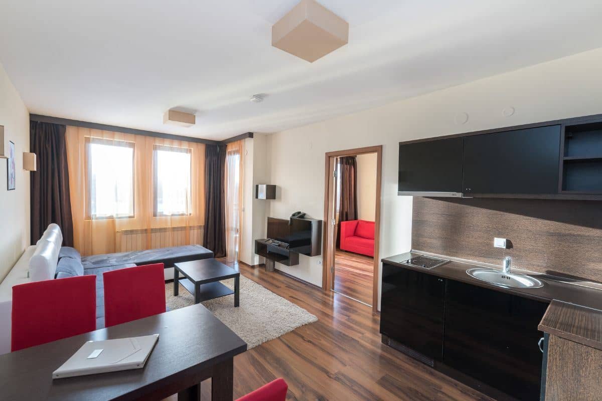 rooms-standard-apartment-balcony
