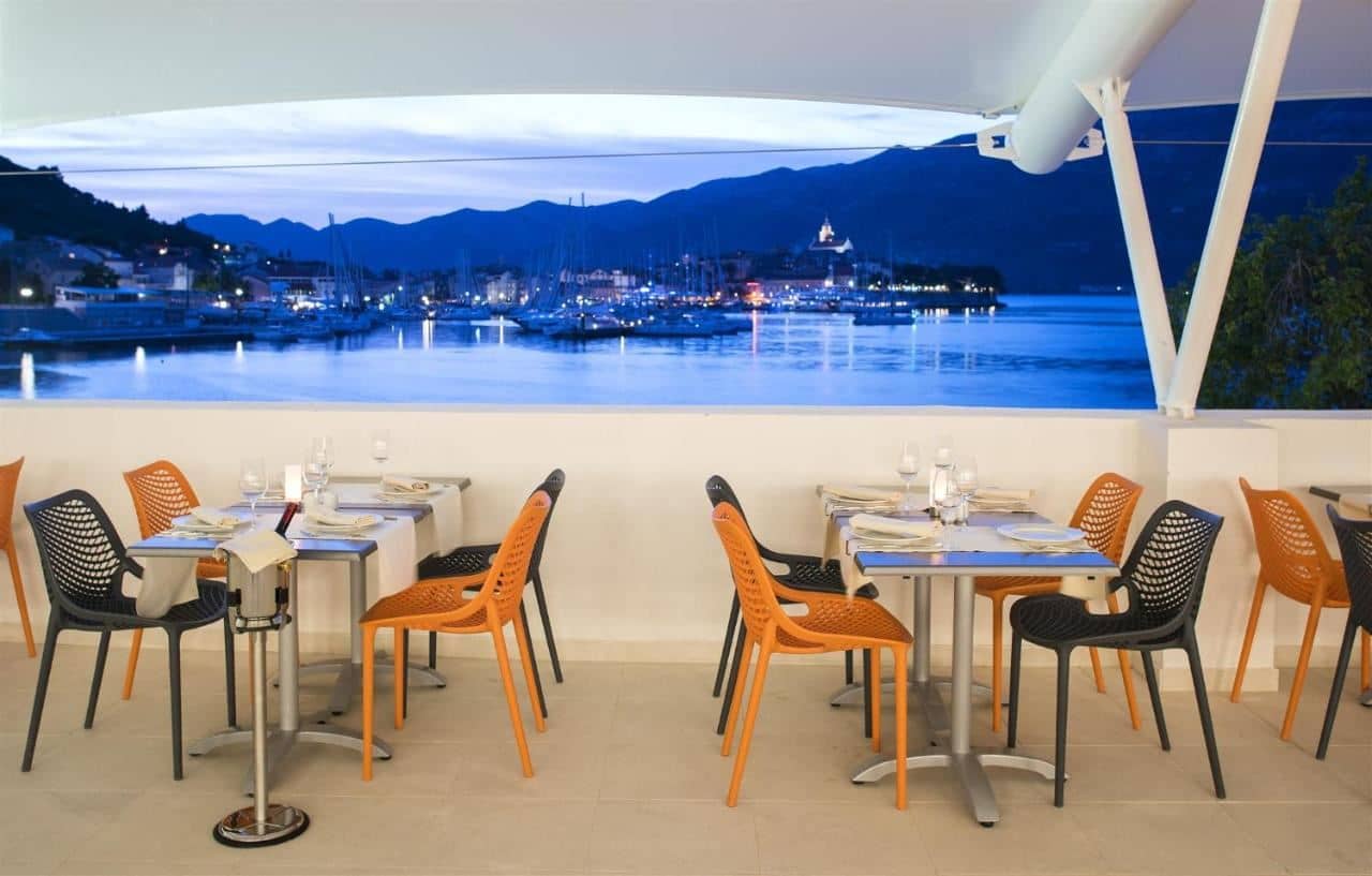 restaurants-restaurants