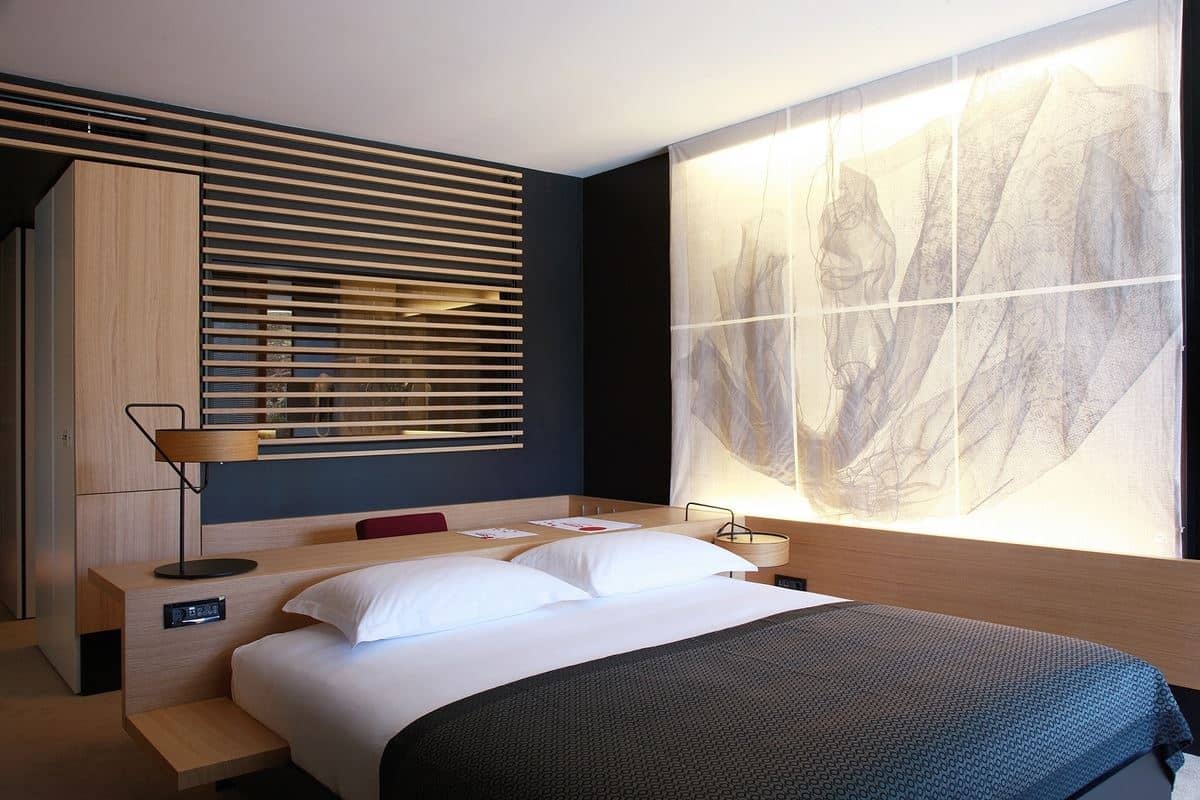 rooms-double-grand-room-park-view-balcony