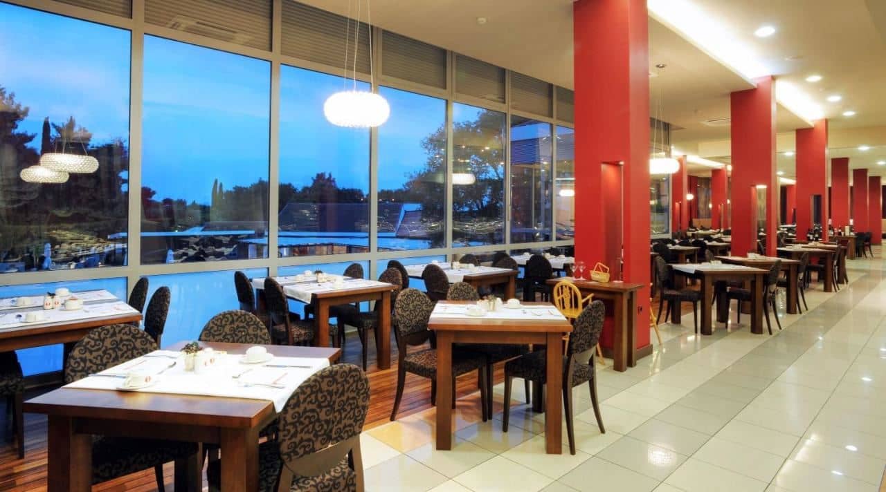 restaurants-restaurants