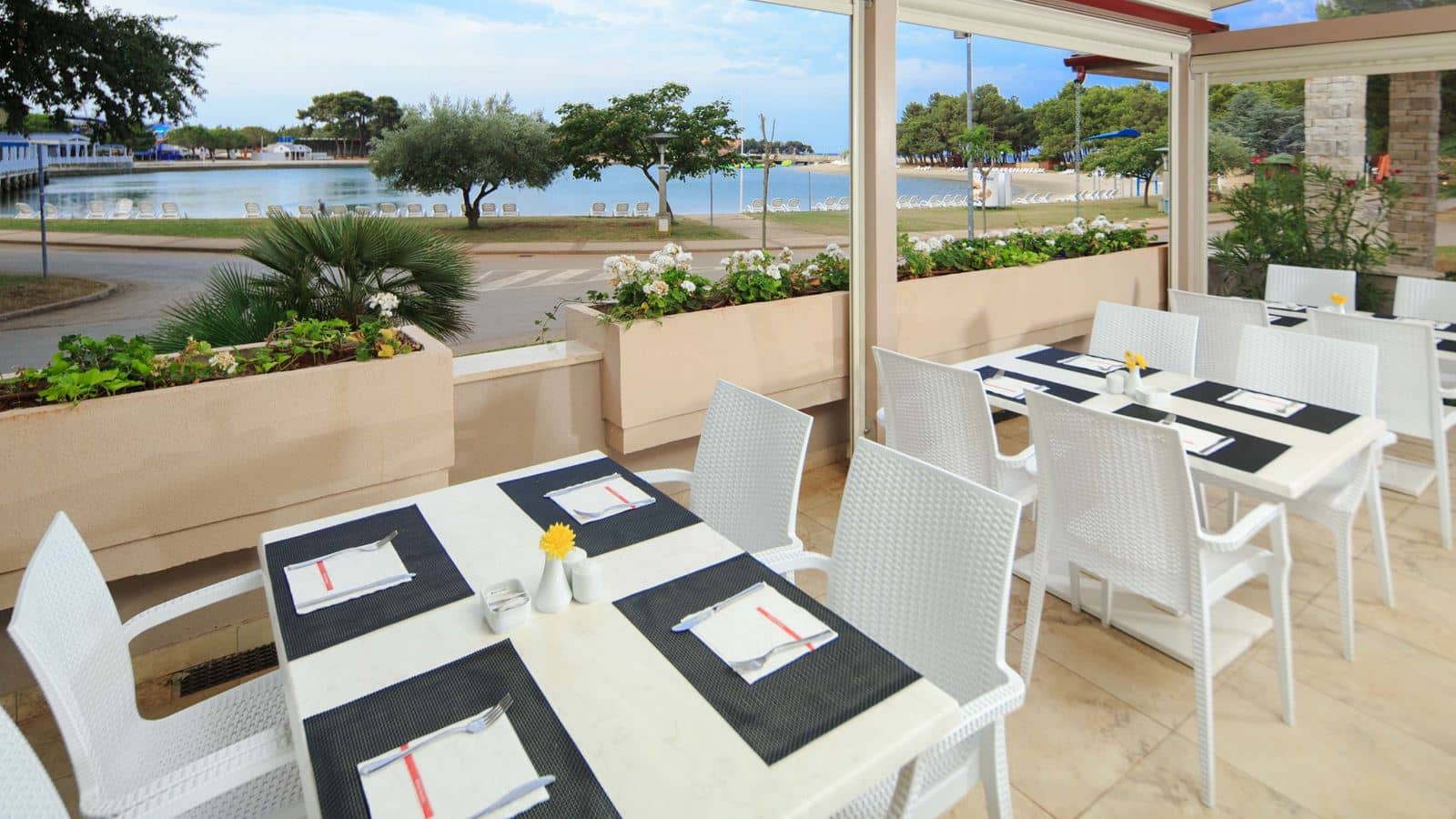 restaurants-main-restaurant