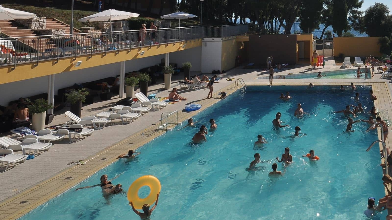 pools-outdoor-pool