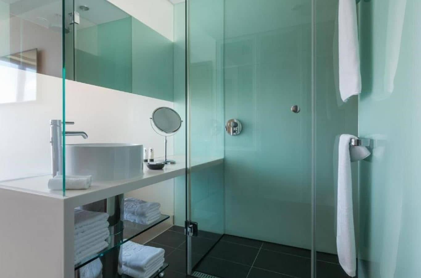 rooms-superior-room