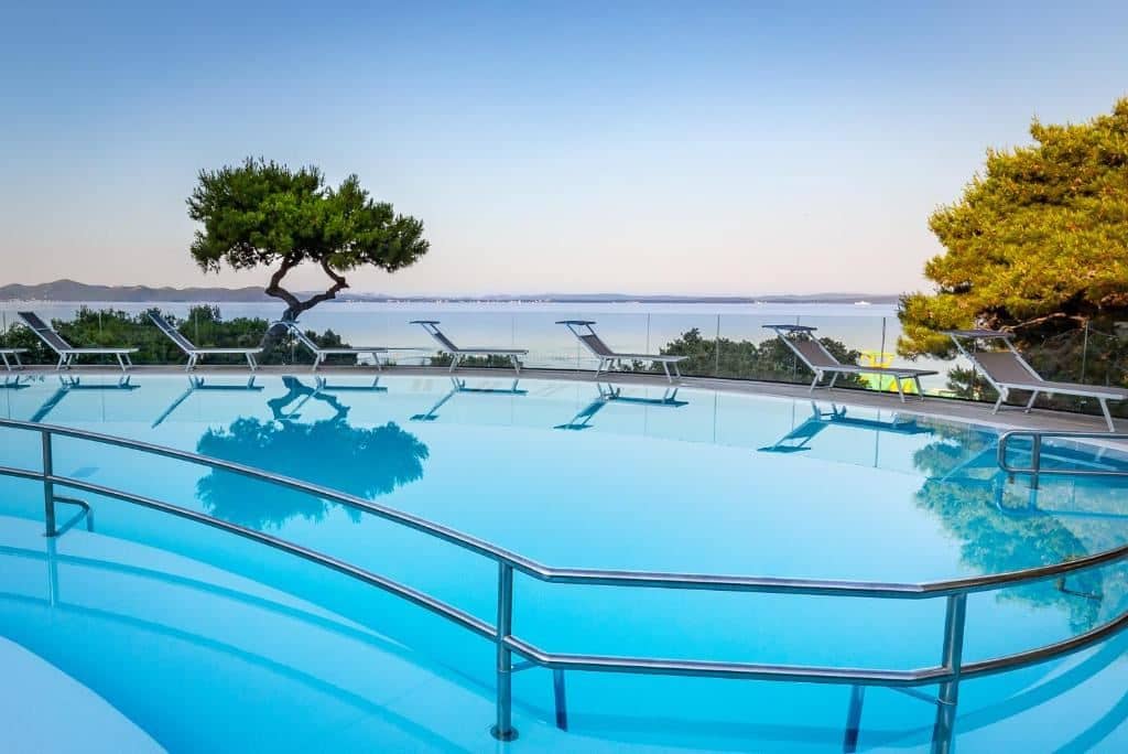 pools-pools