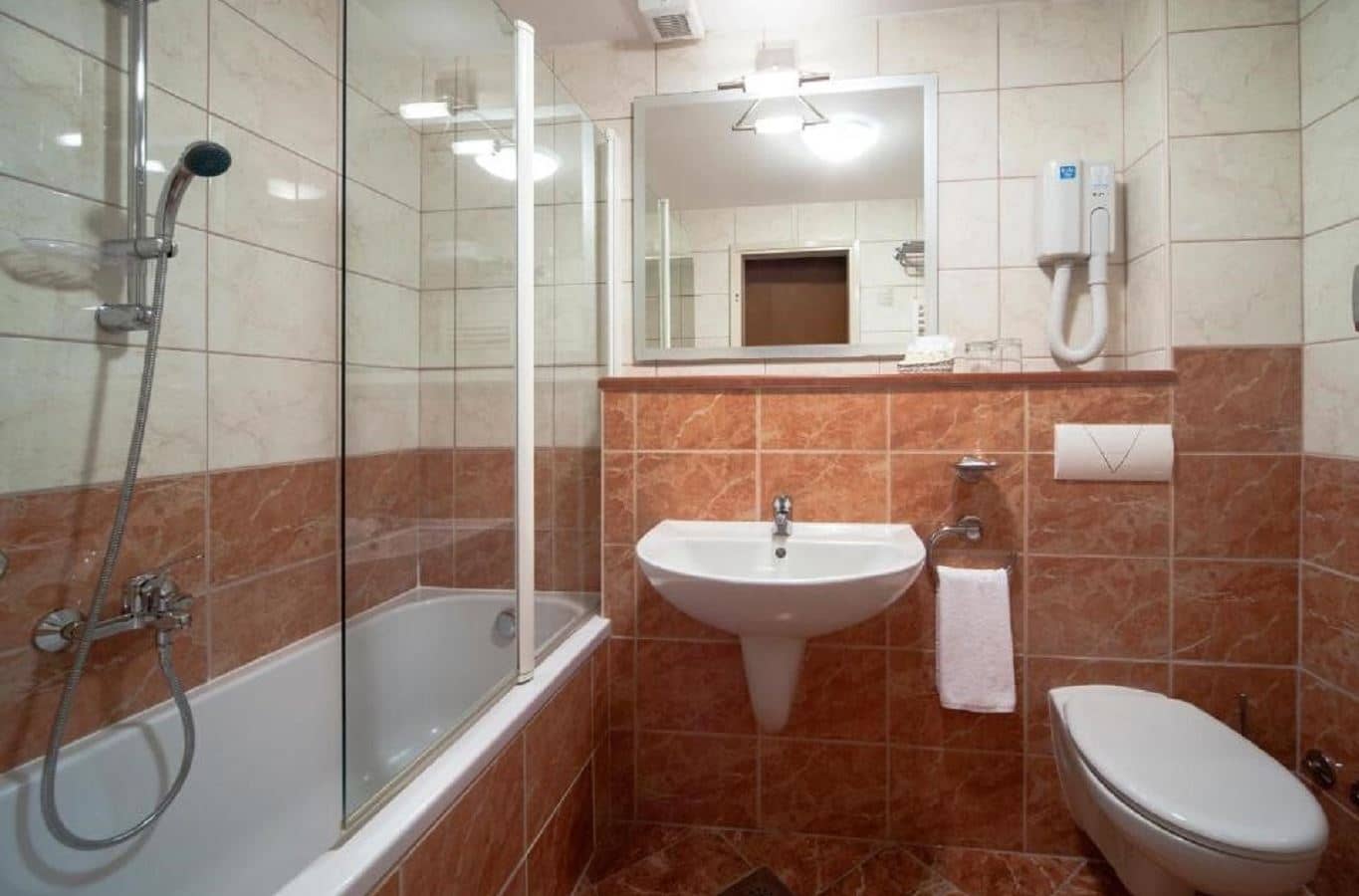 rooms-standard-room
