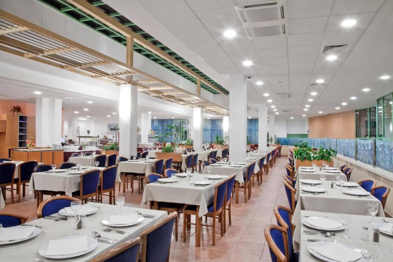restaurants-restaurants