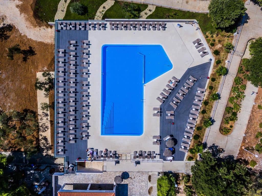 pools-pools