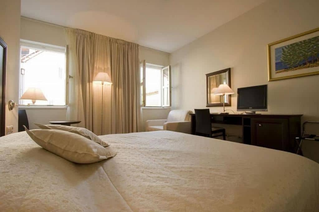 rooms-comfort-room