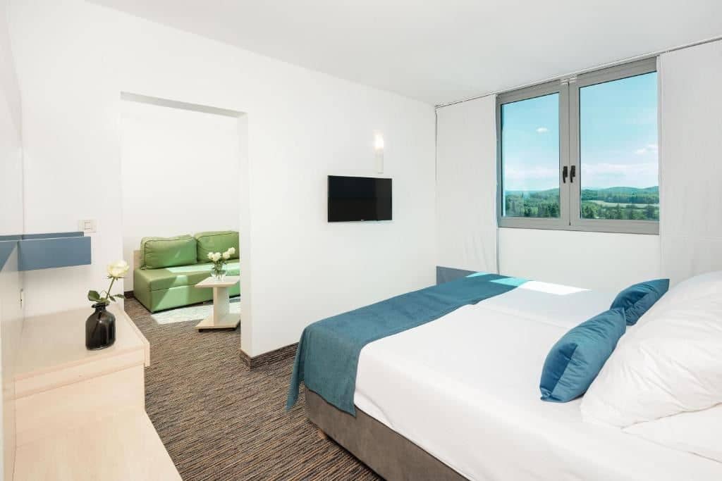 rooms-junior-suite