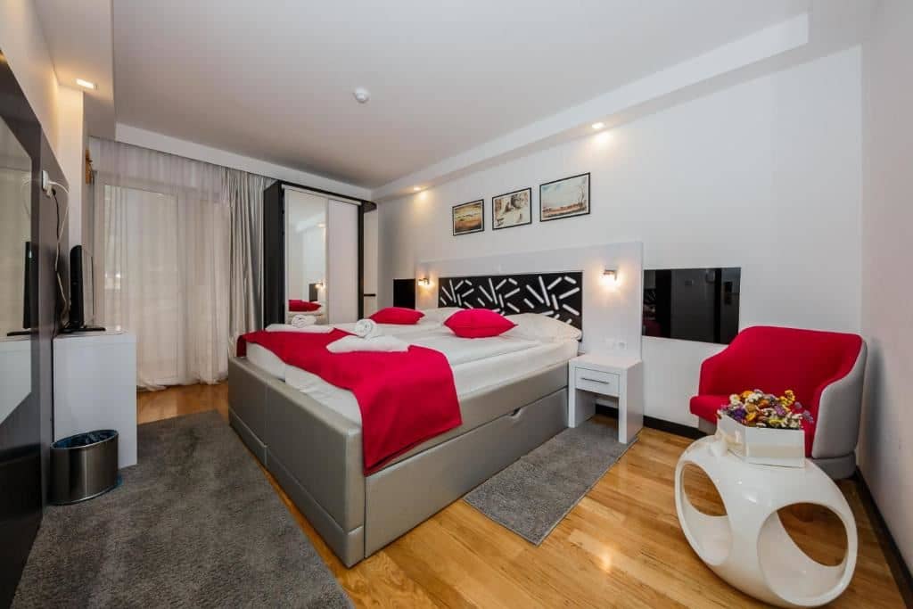 rooms-standard-room