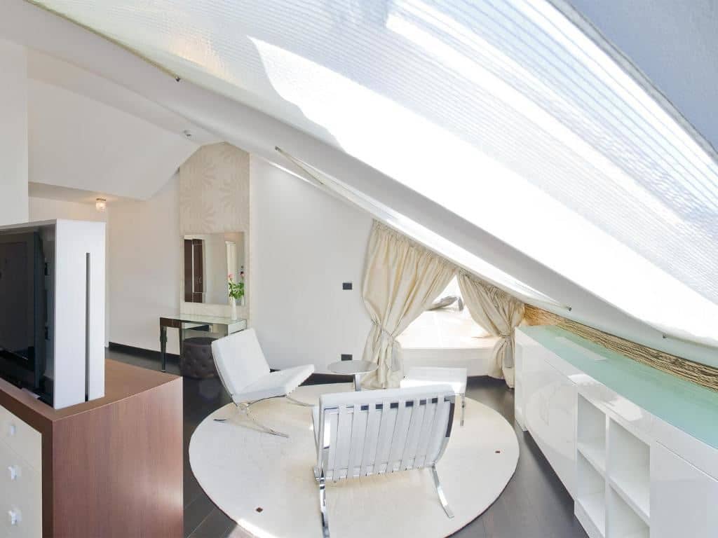 rooms-suite-cityview