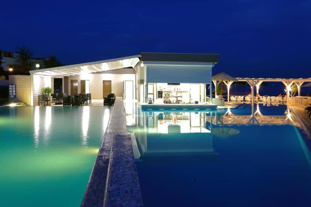 pools-pools