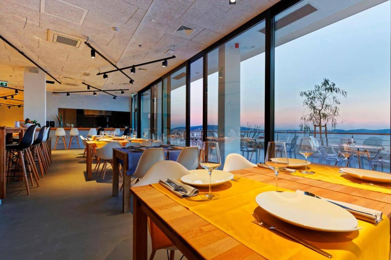 restaurants-restaurants