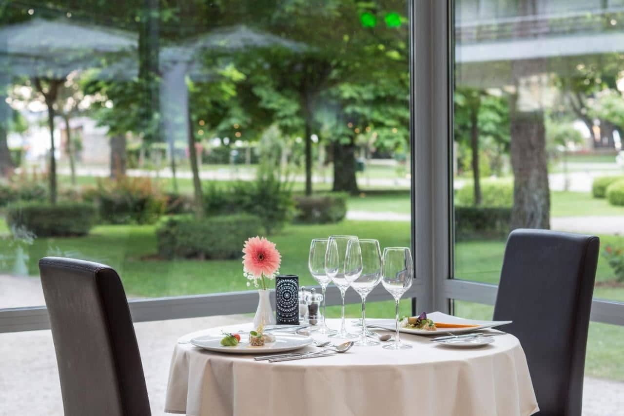 restaurants-magnolia-restaurant