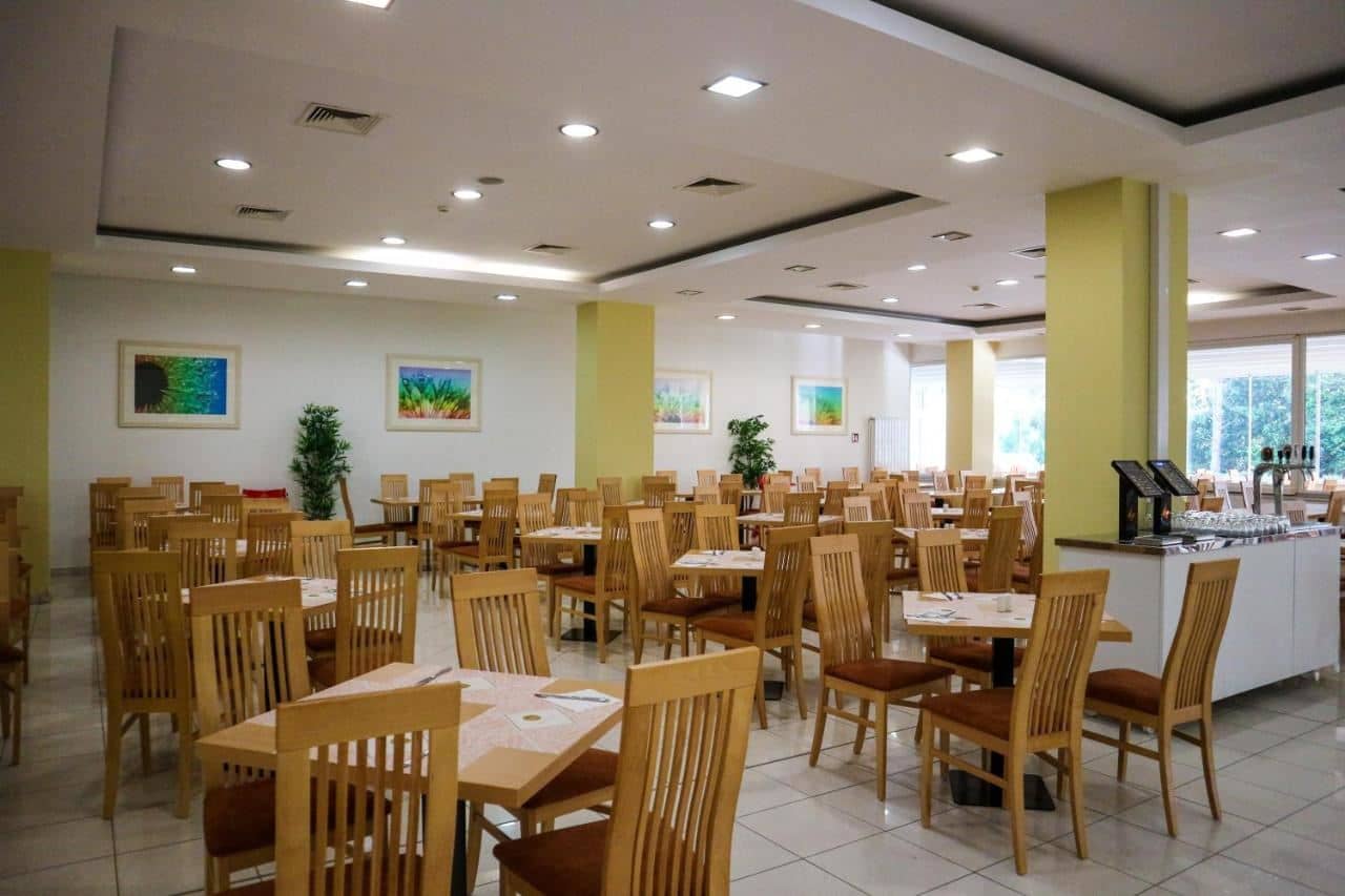 restaurants-restaurants