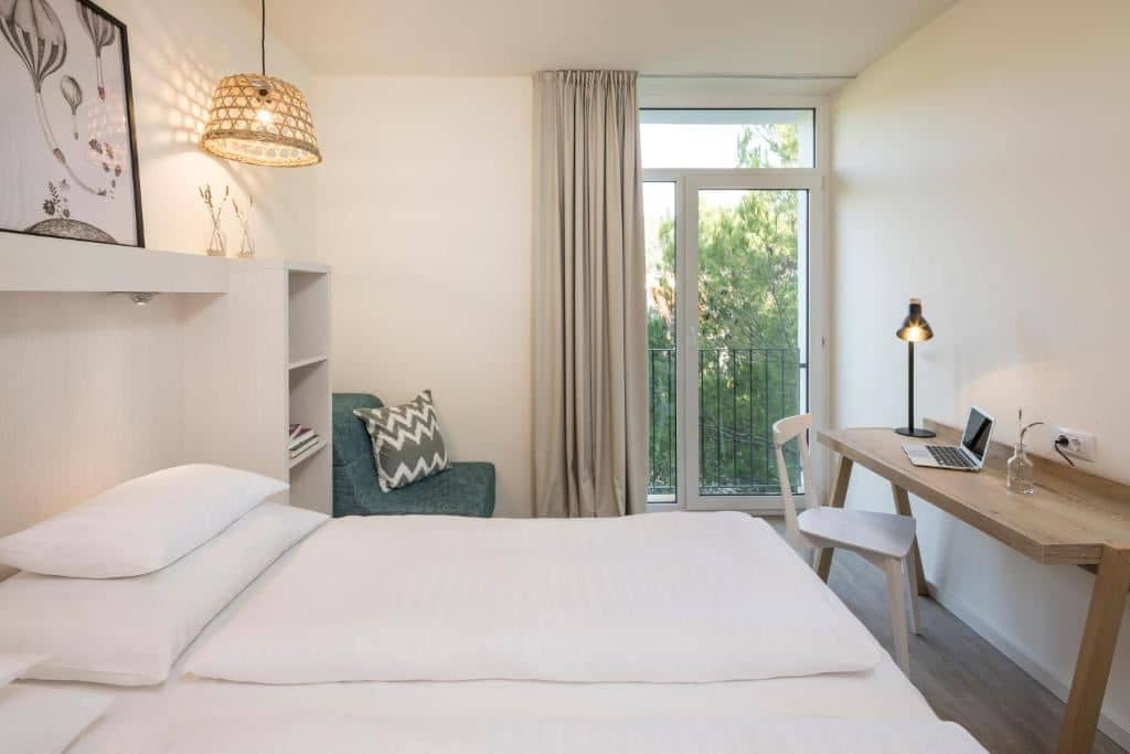 rooms-comfort-room