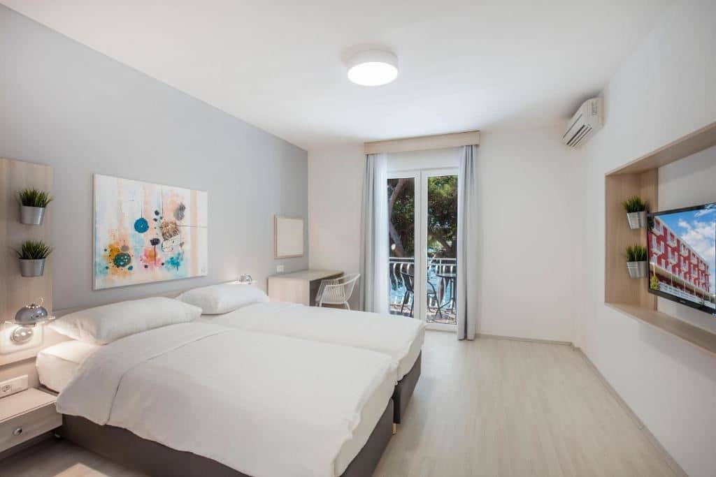rooms-double-room-seaside-terrace