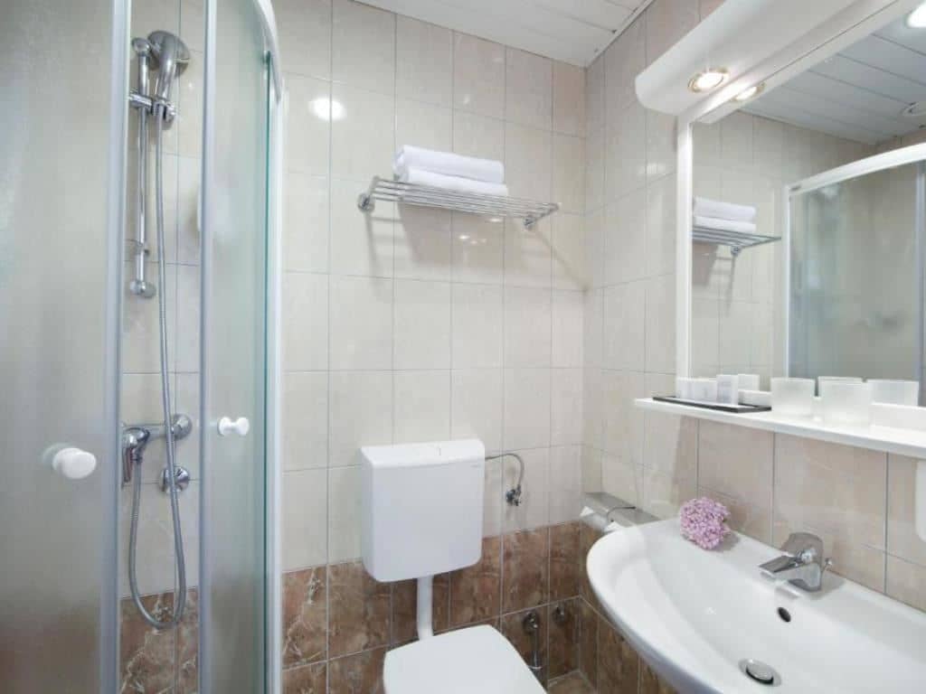 rooms-superior-room-seaview