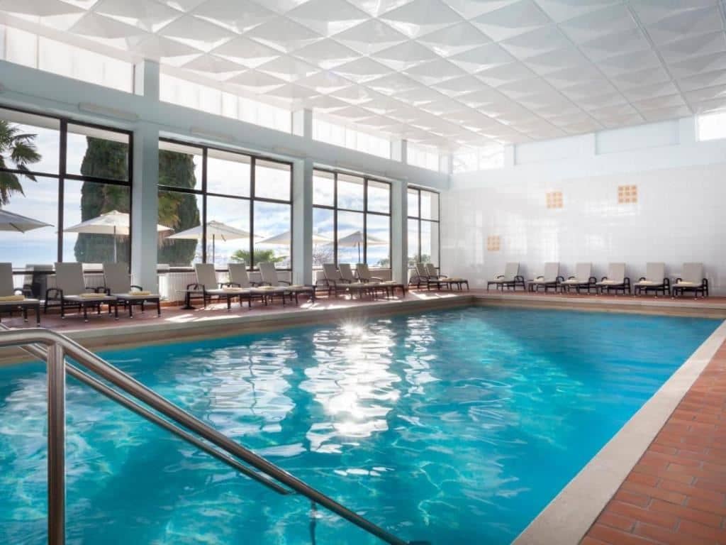 pools-indoor-pool