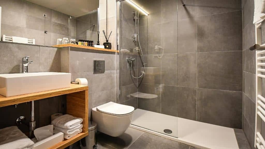 rooms-standard-room-balcony