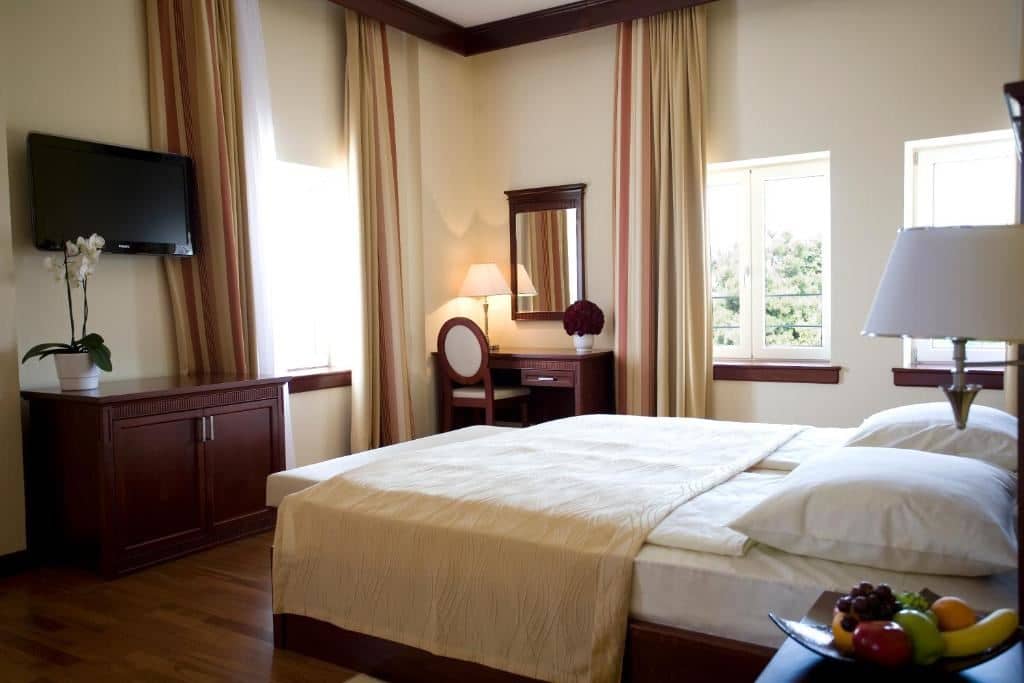 rooms-double-superior-room