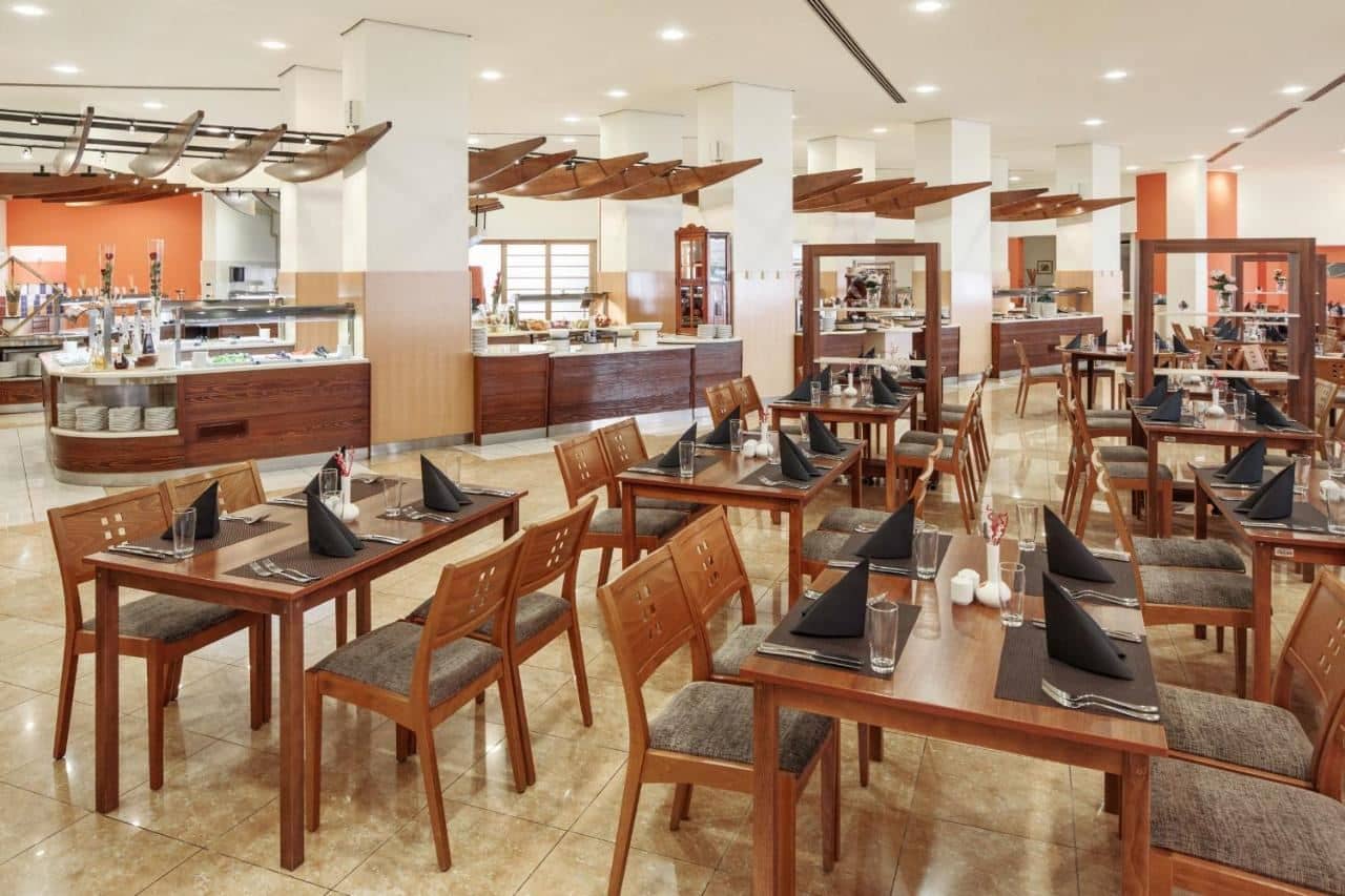 restaurants-restaurants