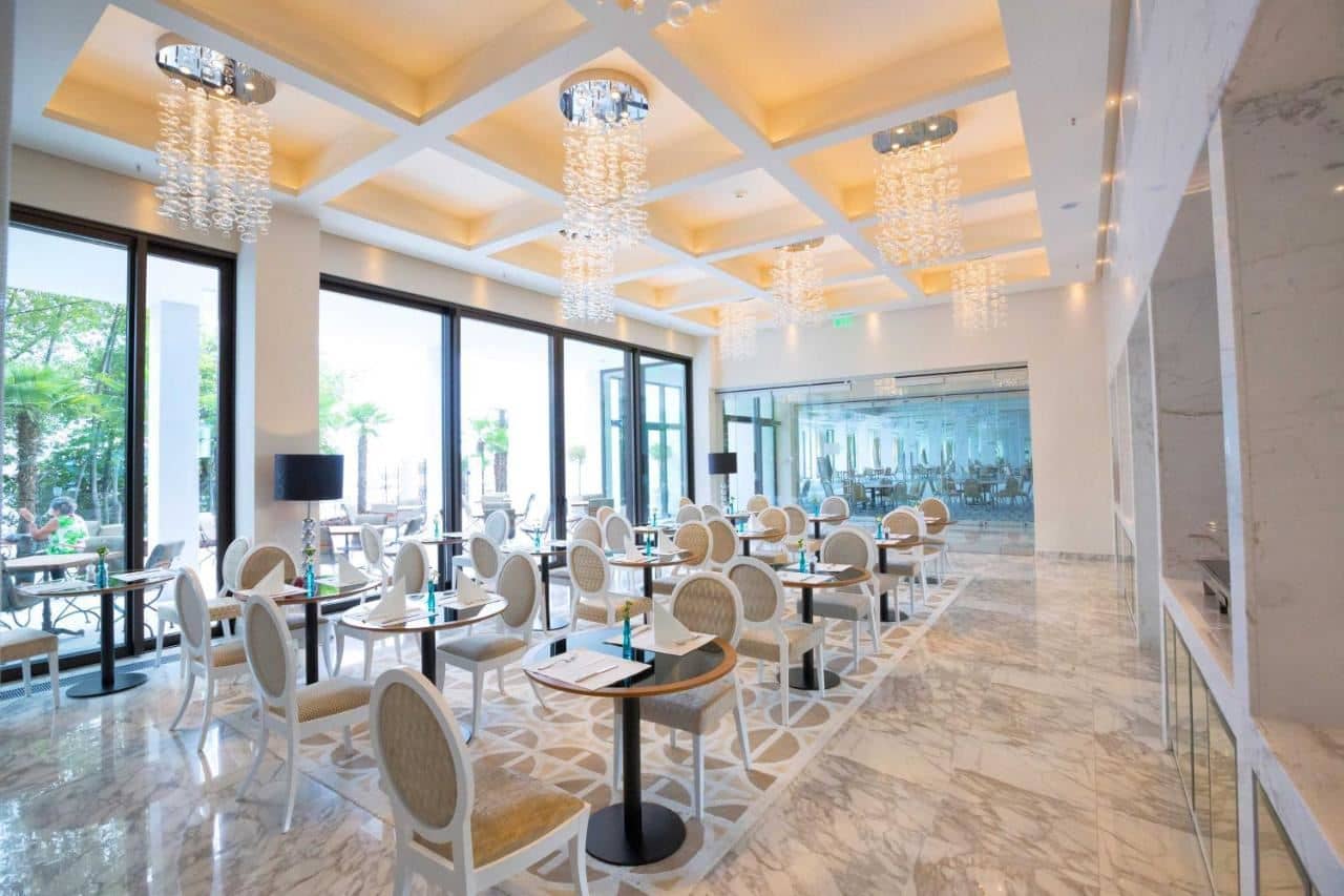 restaurants-restaurants