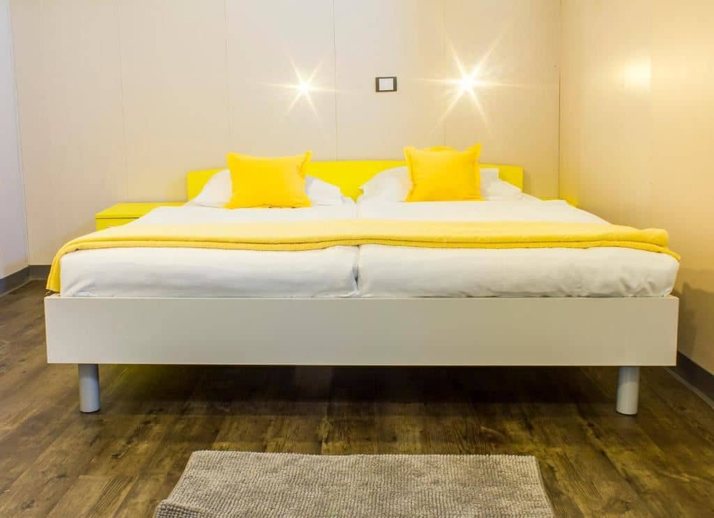 rooms-triple-room