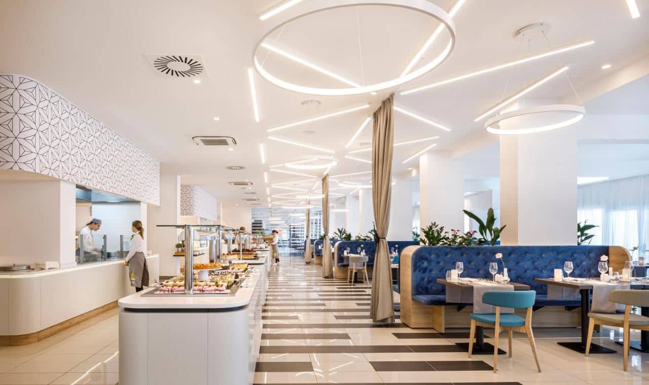 restaurants-restaurants