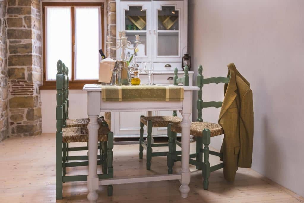 rooms-annex-suite