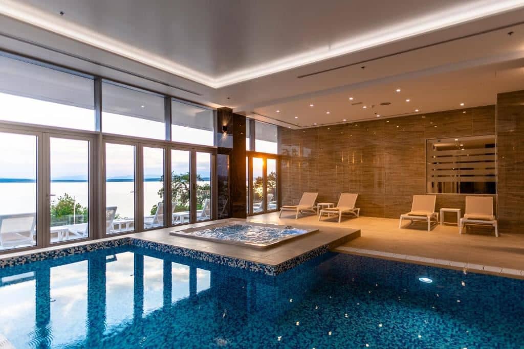 pools-pools