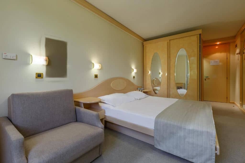 rooms-twin-standard-room-economy