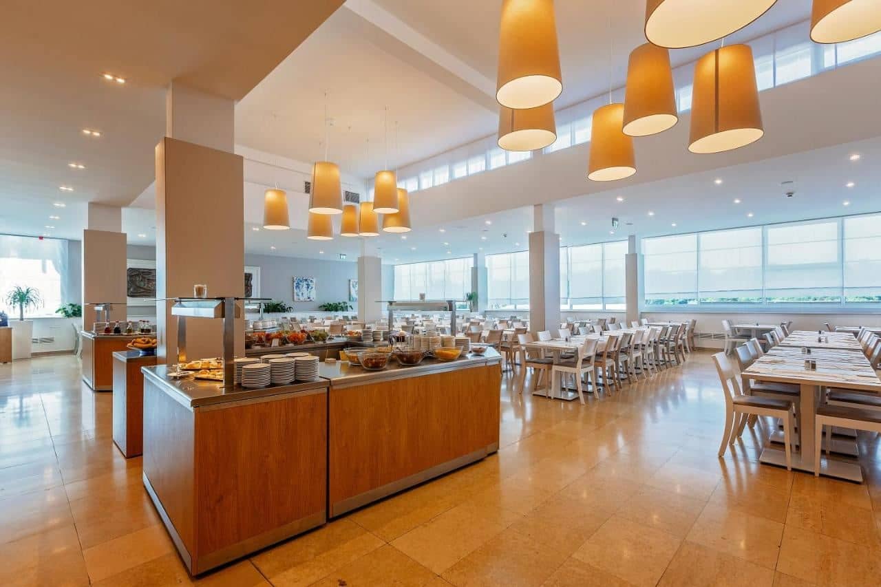 restaurants-restaurants