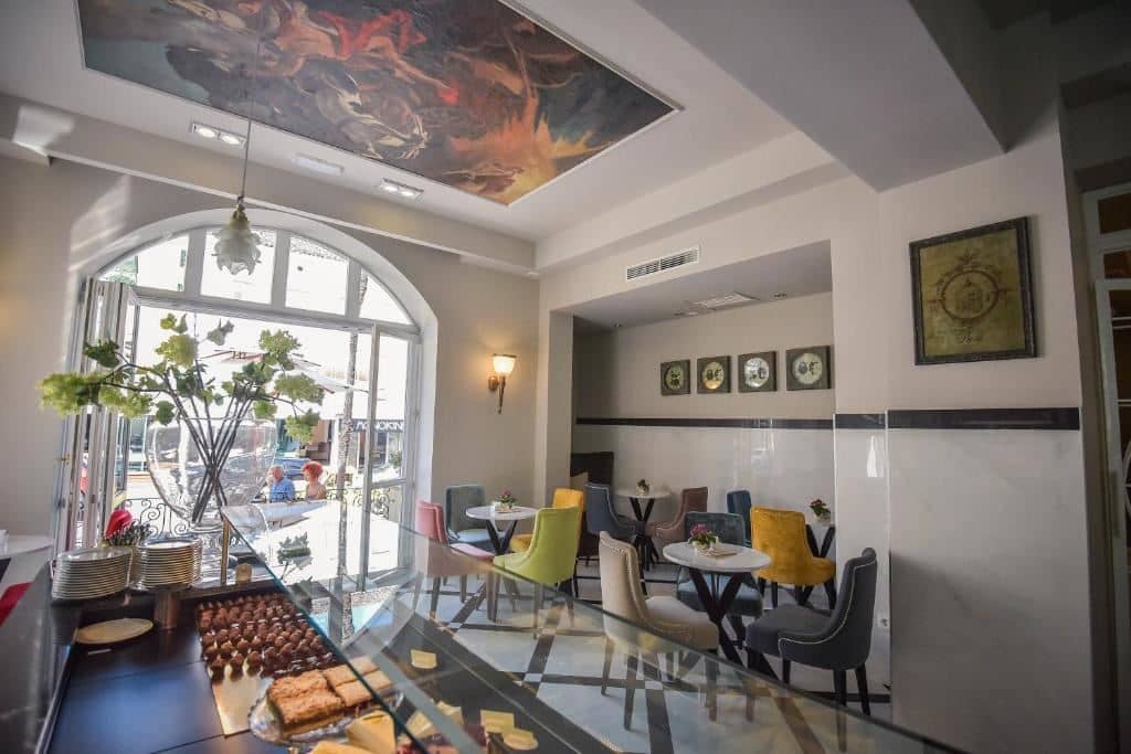 restaurants-restaurants